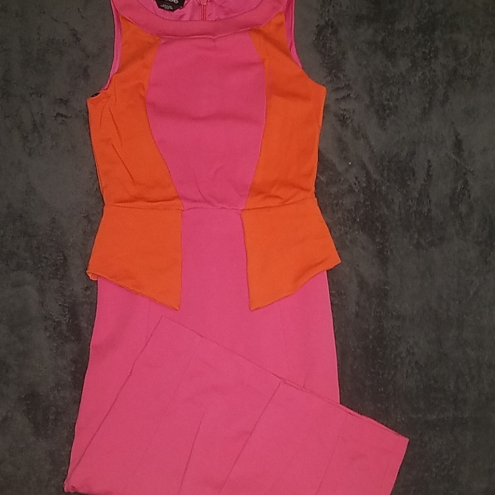 Bebe Midi Dress